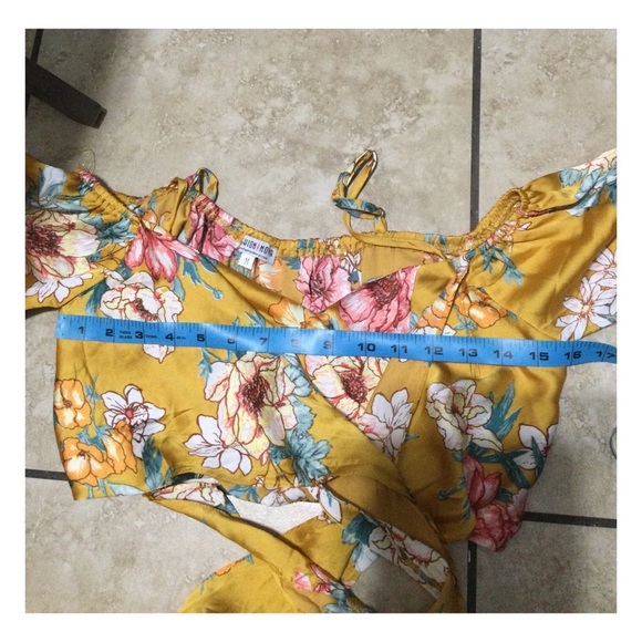 Fashion Nova - Picture 6 of 6